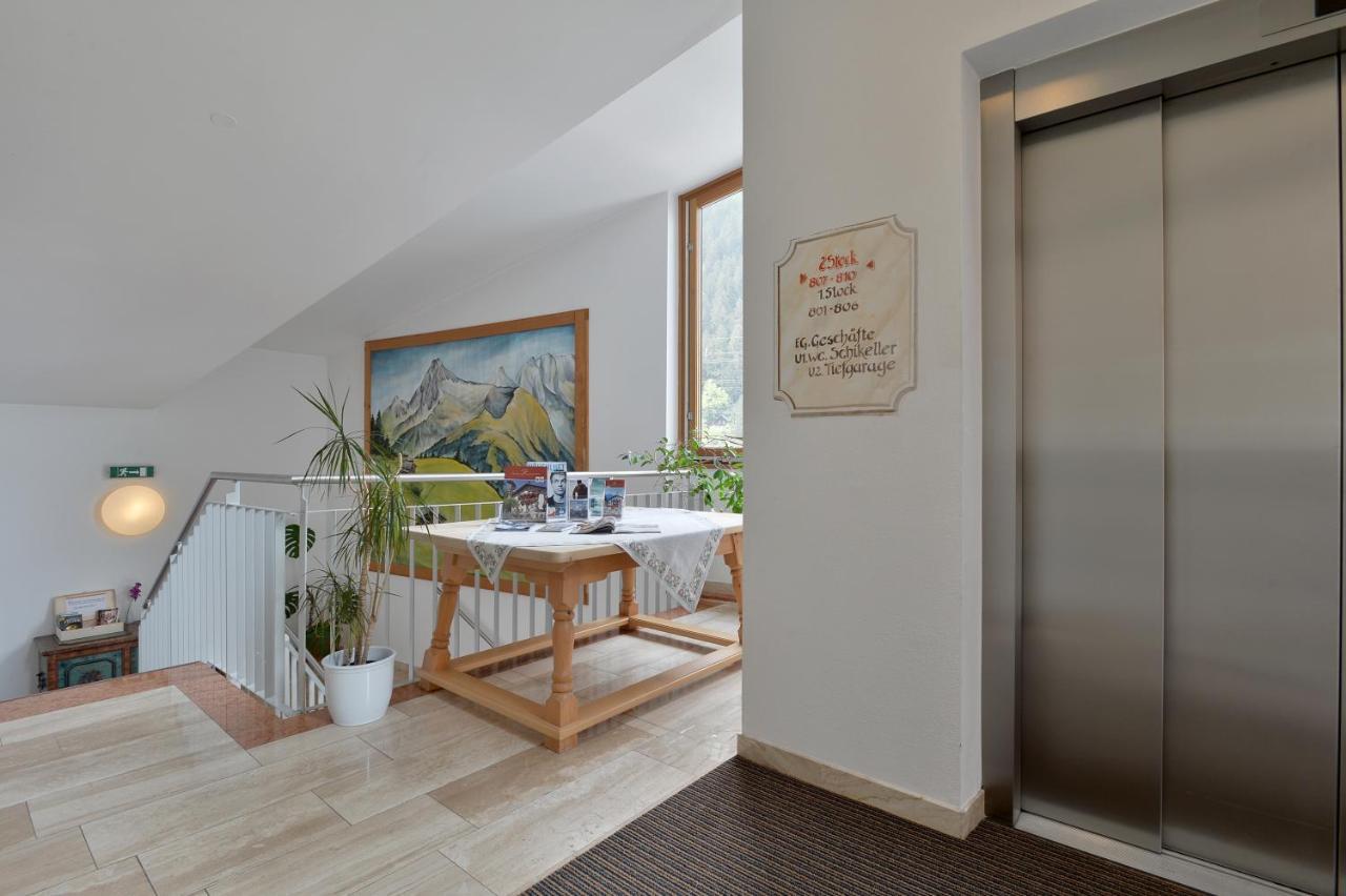 Ferienwohnungen Haus Der Mitte Майерхофен Екстериор снимка
